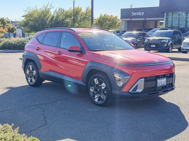 Certified 2025 Hyundai Kona SEL FWD image 6
