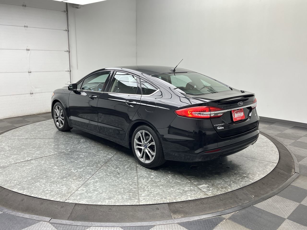 Used 2017 Ford Fusion SE w/ Equipment Group 201A FWD video 2