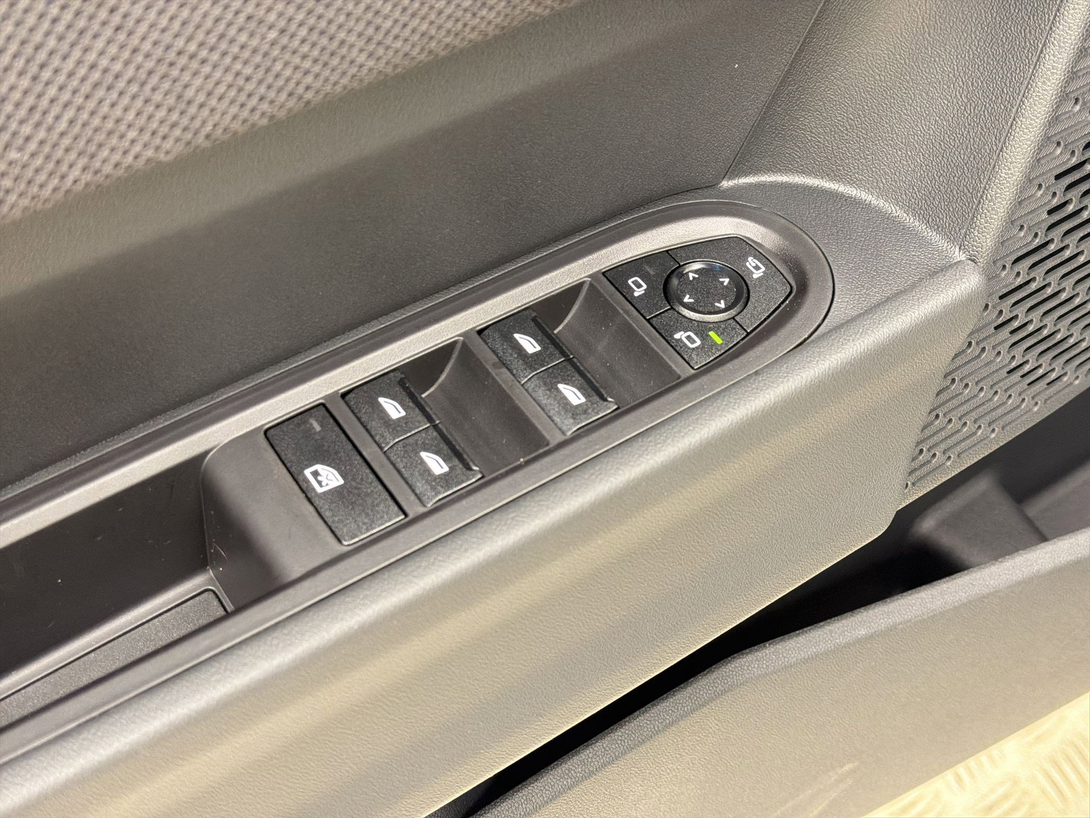 New 2026 MINI Cooper 4-Door Hardtop image 21