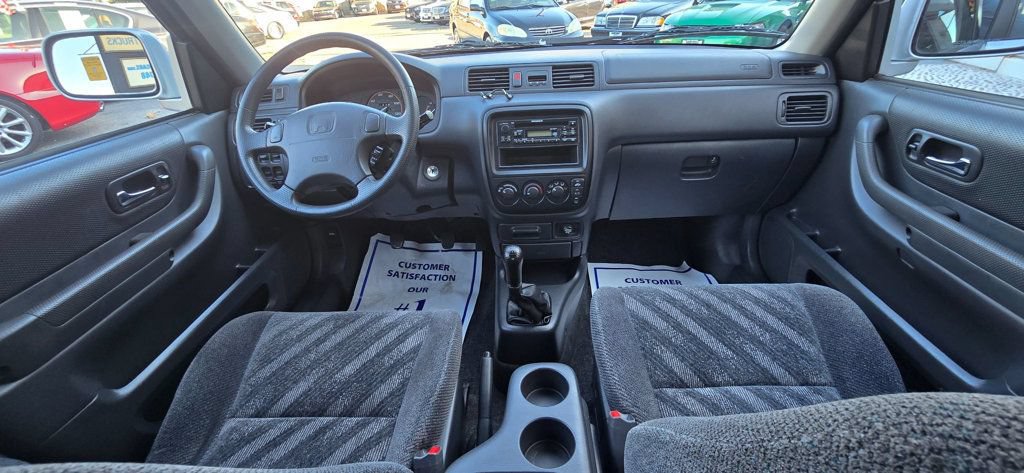 Used 2001 Honda CR-V EX image 10