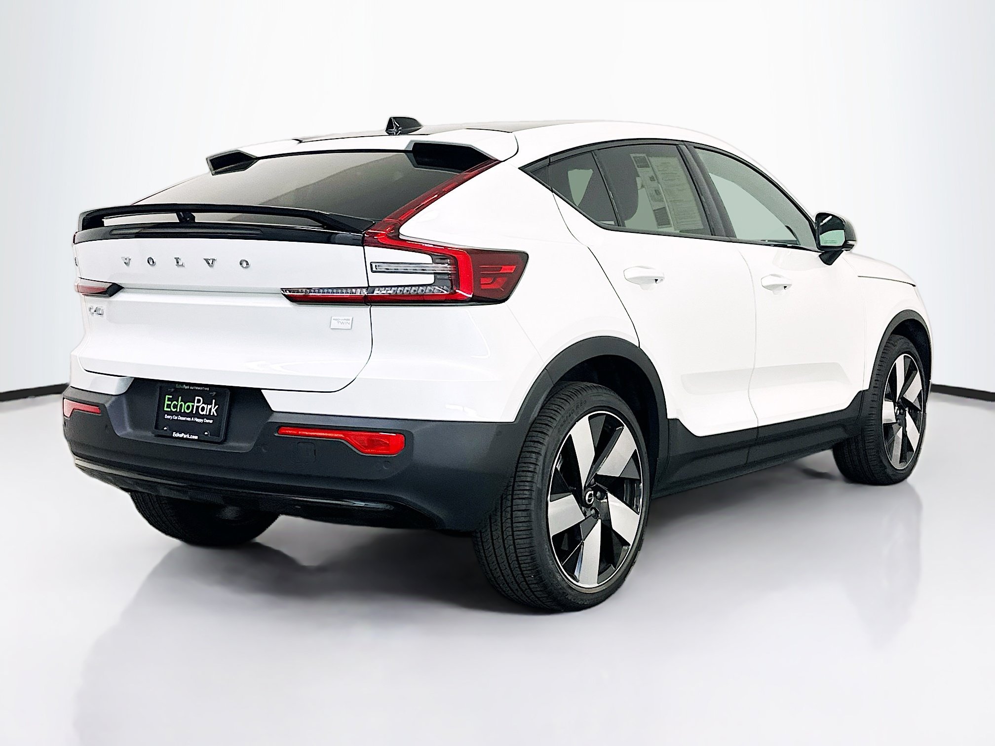Used 2023 Volvo C40 P8 Recharge Ultimate w/ Protection Package Premier AWD/4WD image 9
