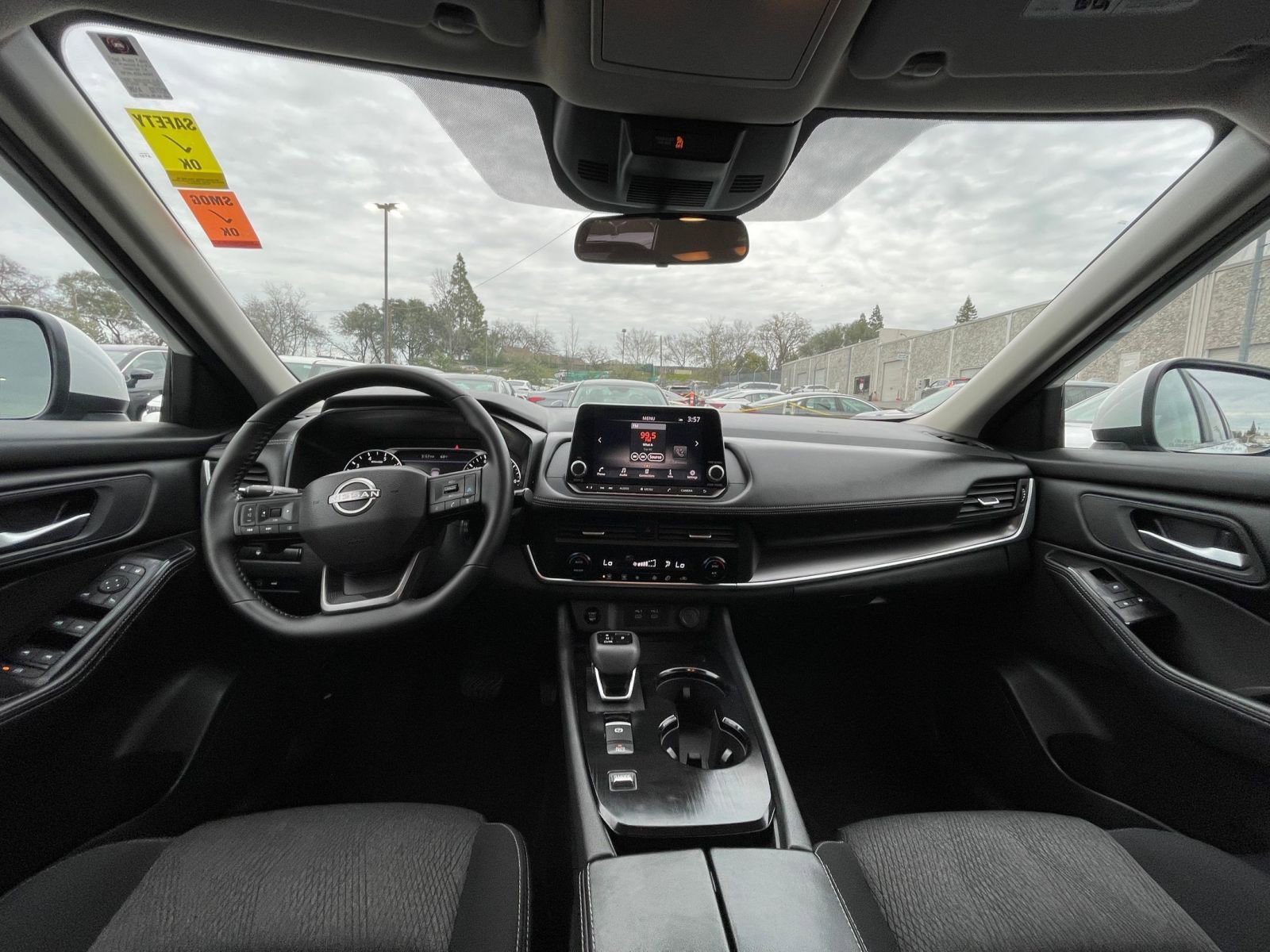 Used 2025 Nissan Rogue SV image 35