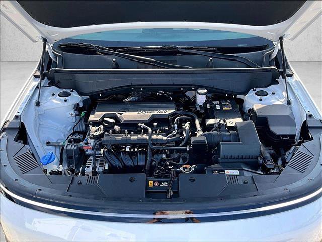 Used 2024 Hyundai Kona SE FWD image 11