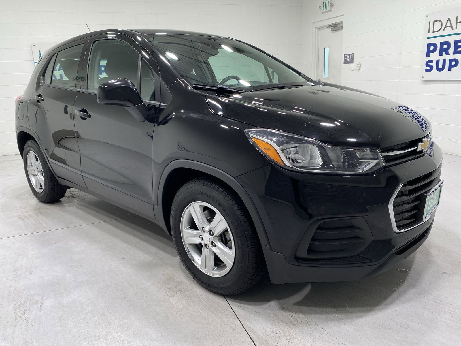 Used 2020 Chevrolet Trax LS image 2