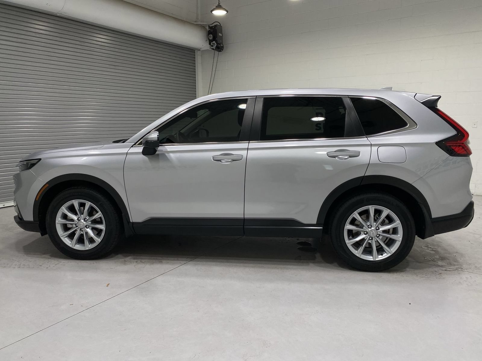 Used 2024 Honda CR-V EX image 5