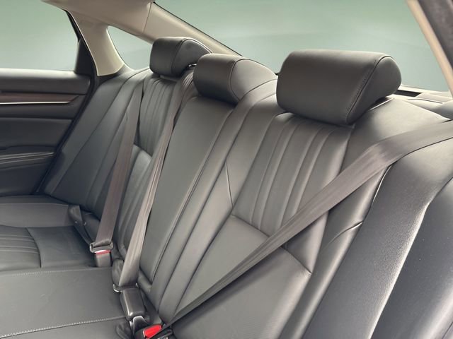 Used 2020 Honda Accord Touring image 19