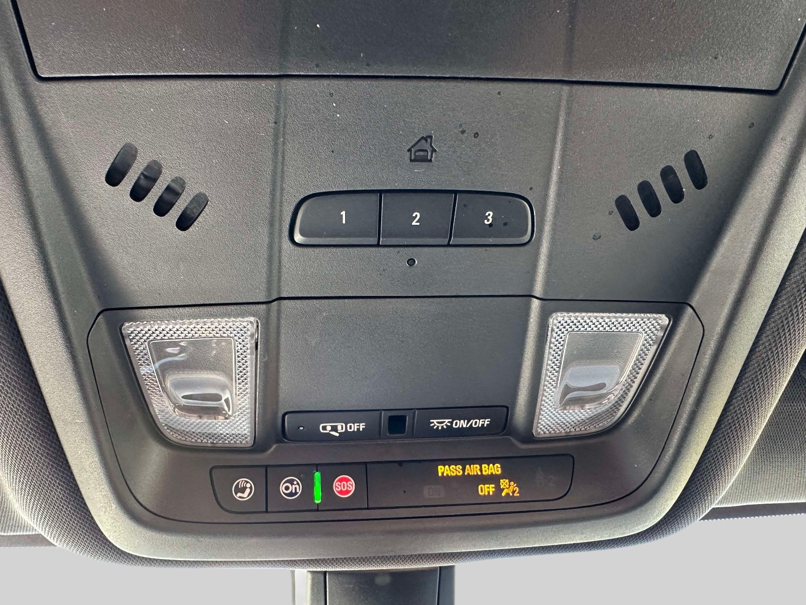 Used 2020 Chevrolet Blazer RS FWD image 32