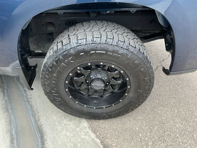 Used 2021 Chevrolet Silverado 1500 LT RWD image 9