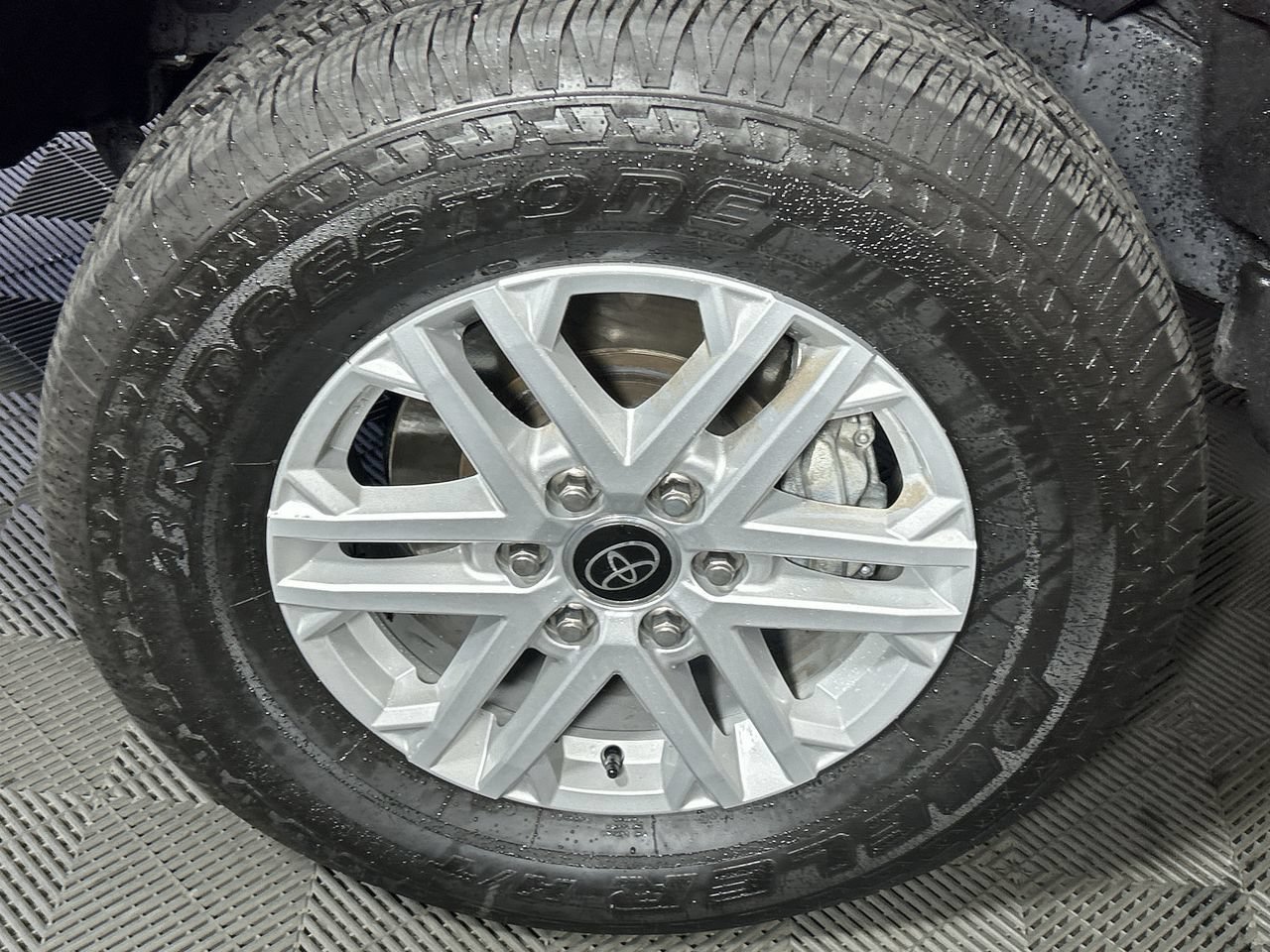 Used 2023 Toyota Tundra SR5 w/ SR5 Convenience Package AWD/4WD image 9