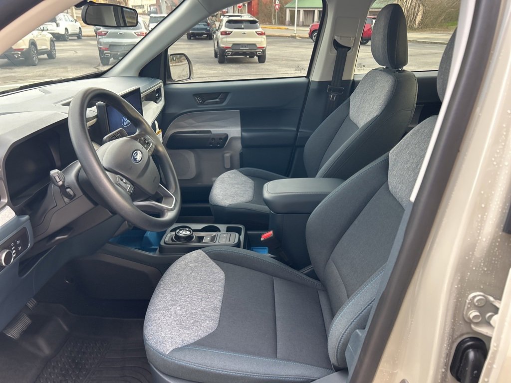 Used 2025 Ford Maverick XLT w/ Equipment Group 302A image 8