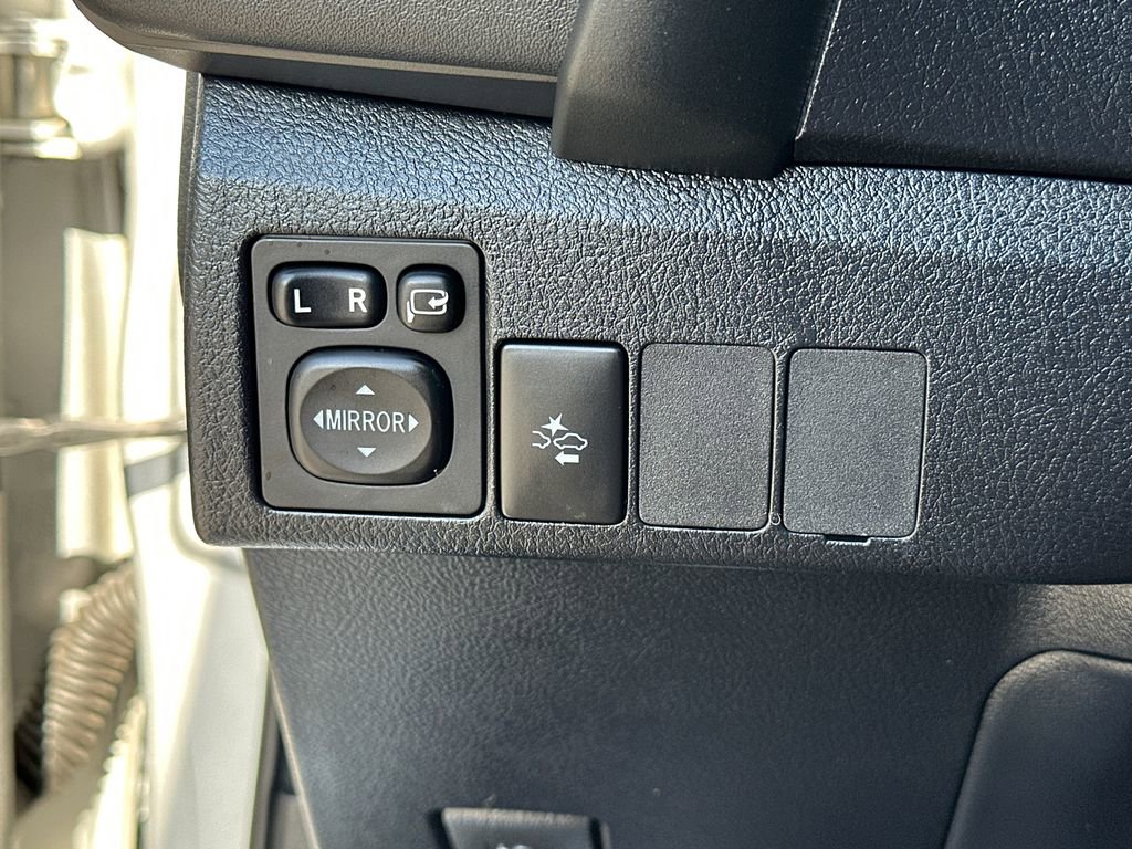 Used 2018 Toyota Corolla iM FWD image 20
