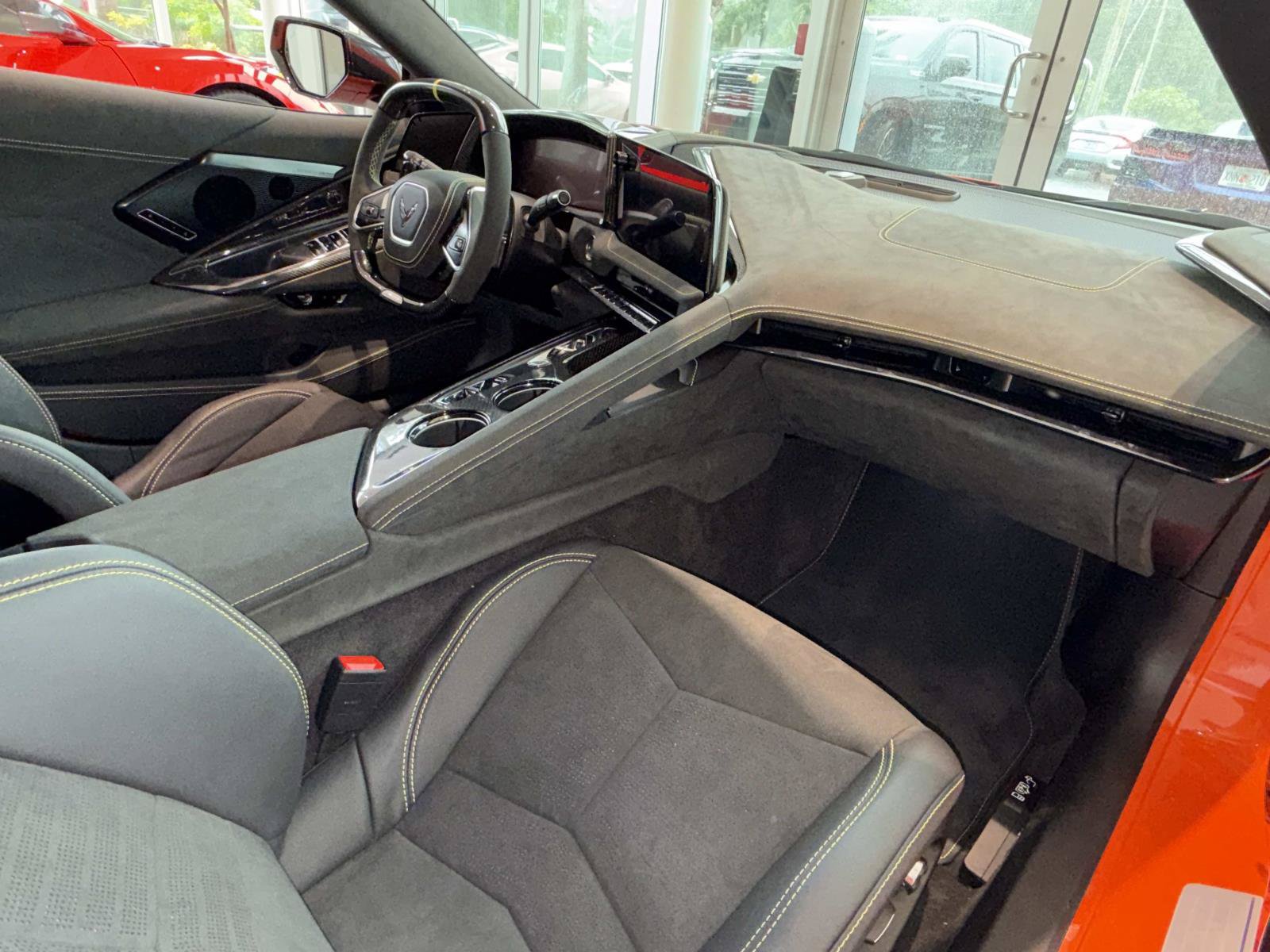 New 2027 Chevrolet Corvette Z06 w/ Stealth Interior Trim Package RWD image 17