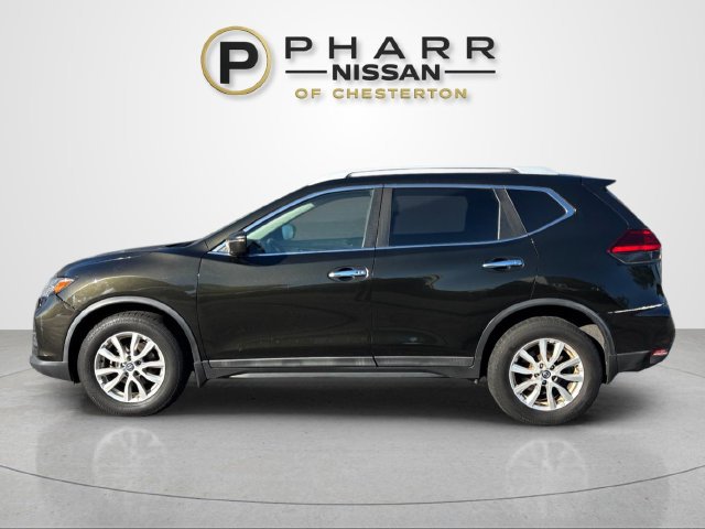 Used 2017 Nissan Rogue SV FWD image 2