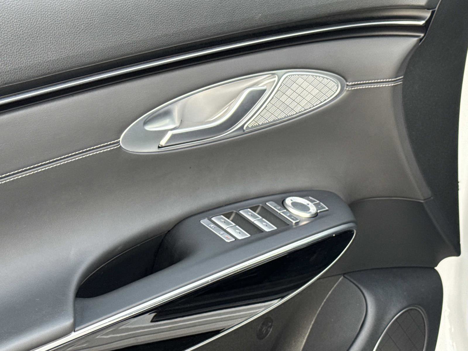 Used 2025 Genesis GV70 2.5T image 19