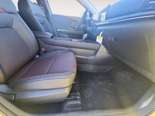 New 2025 Nissan Kicks SR w/ Illumination Package image 15