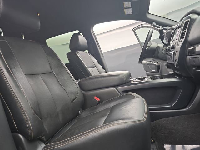 Used 2019 Nissan Titan SL w/ Midnight Edition AWD/4WD image 50