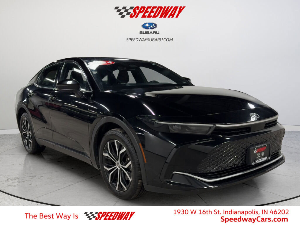 Used 2024 Toyota Crown Limited image 1