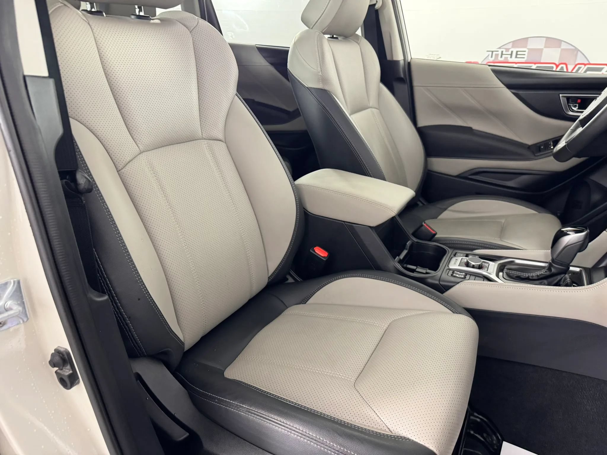 Used 2024 Subaru Forester Limited AWD/4WD image 36