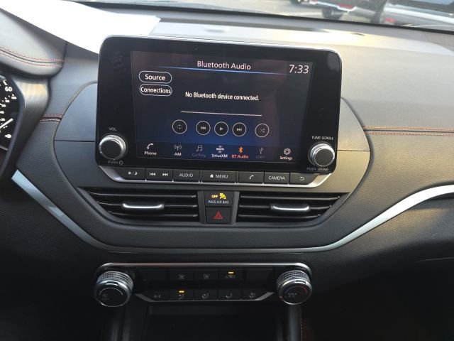Used 2022 Nissan Altima 2.5 SR AWD/4WD image 15