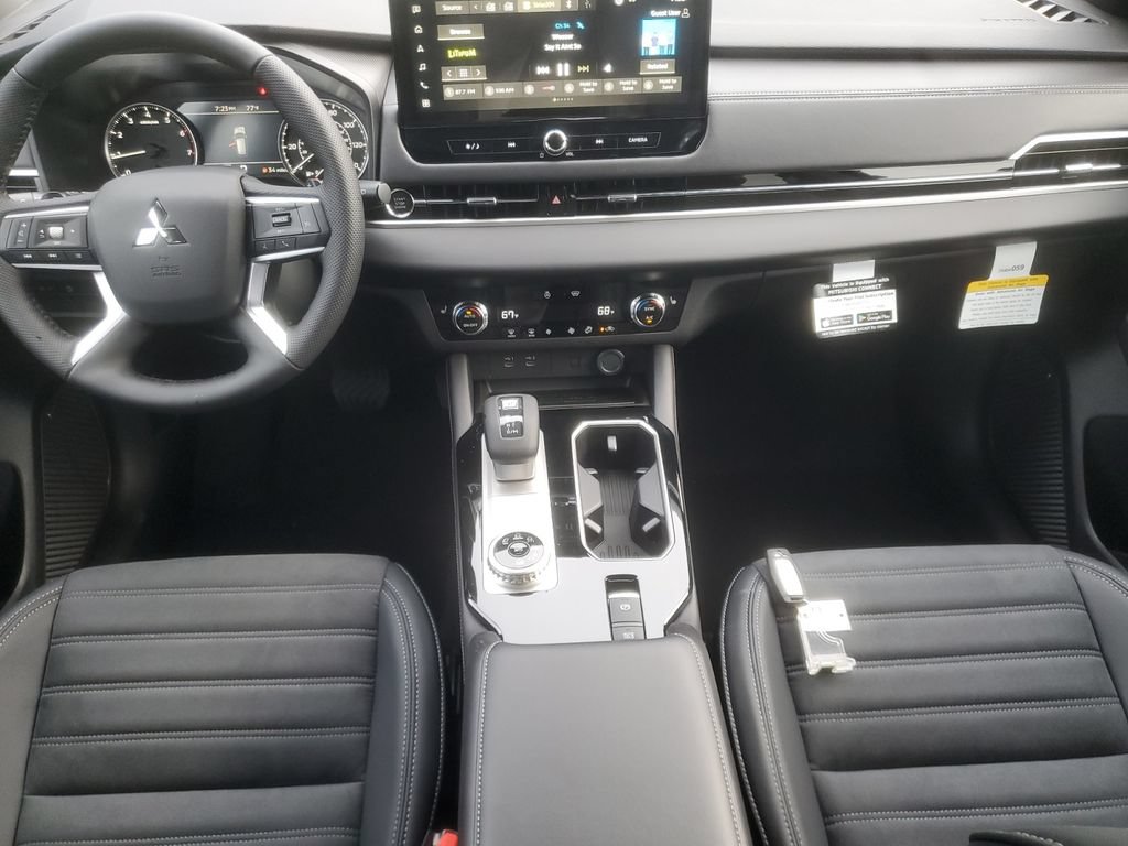 New 2026 Mitsubishi Outlander LE AWD/4WD image 22