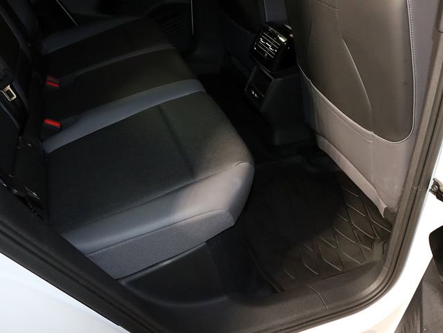 Used 2023 Volkswagen ID.4 Pro S image 35