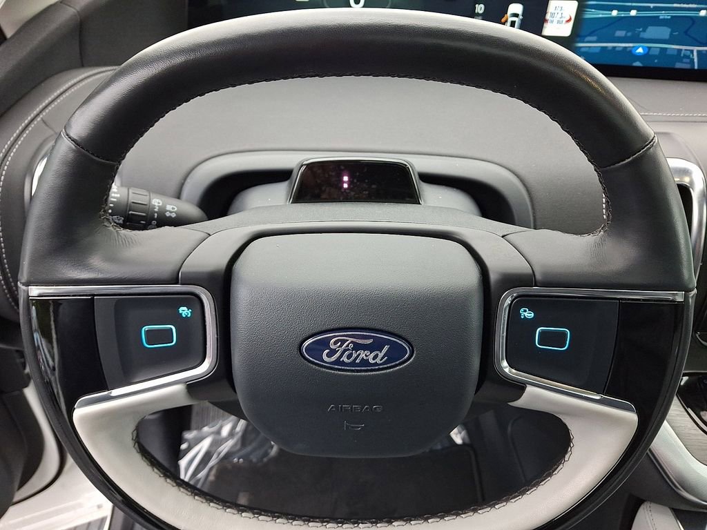 Certified 2025 Ford Expedition Platinum AWD/4WD image 22