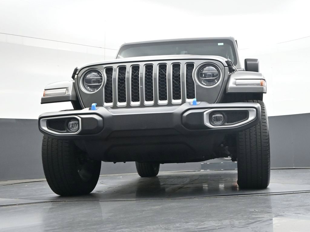 Used 2022 Jeep Wrangler Unlimited Sahara AWD/4WD image 40