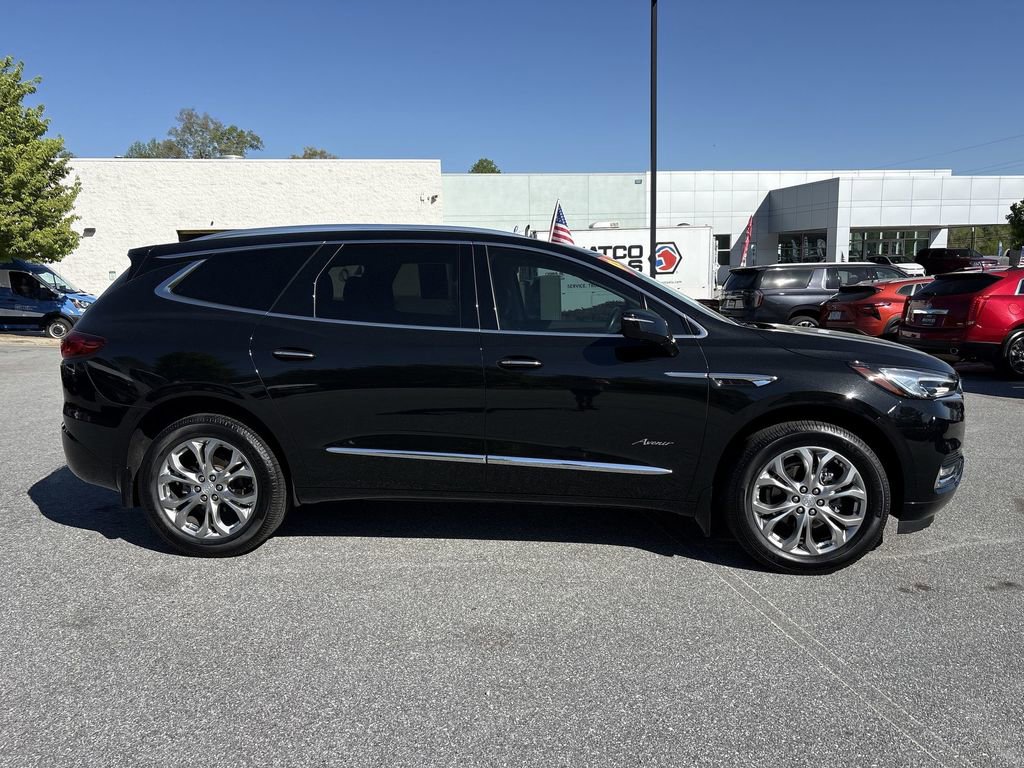 Used 2021 Buick Enclave Avenir w/ Avenir Technology Package image 7