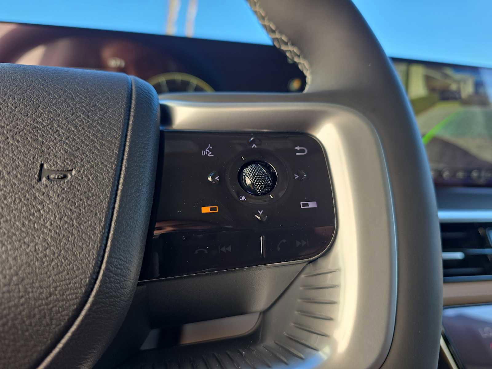 New 2026 INFINITI QX80 Luxe w/ Cargo Package image 22