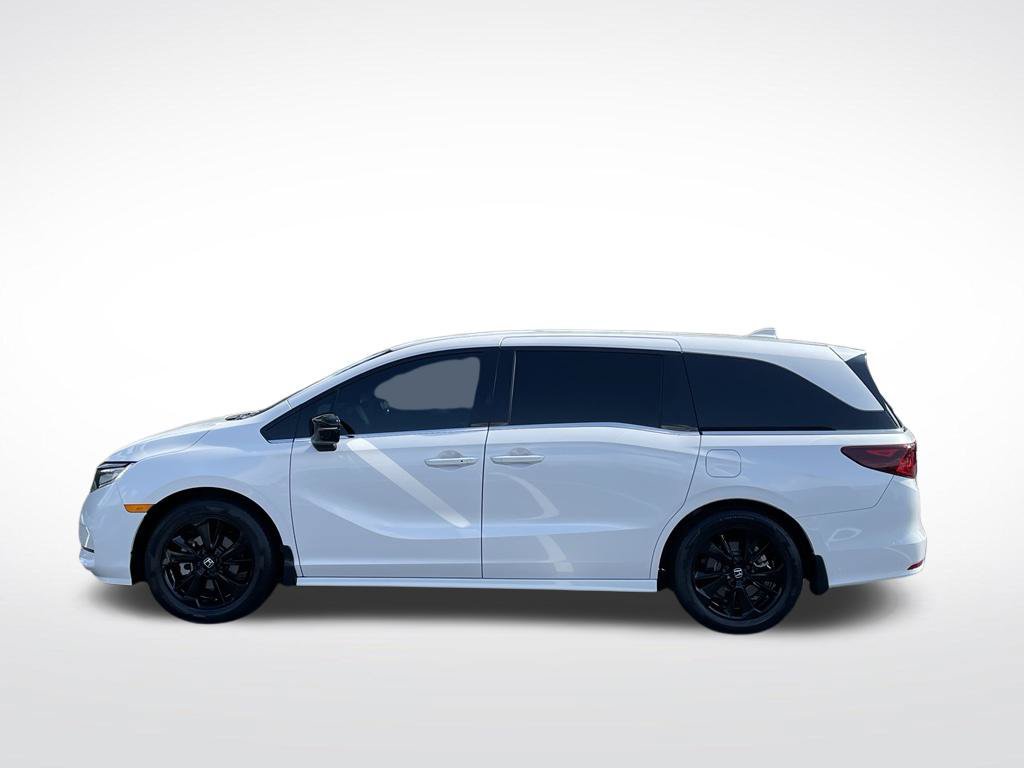 Certified 2024 Honda Odyssey Sport image 2