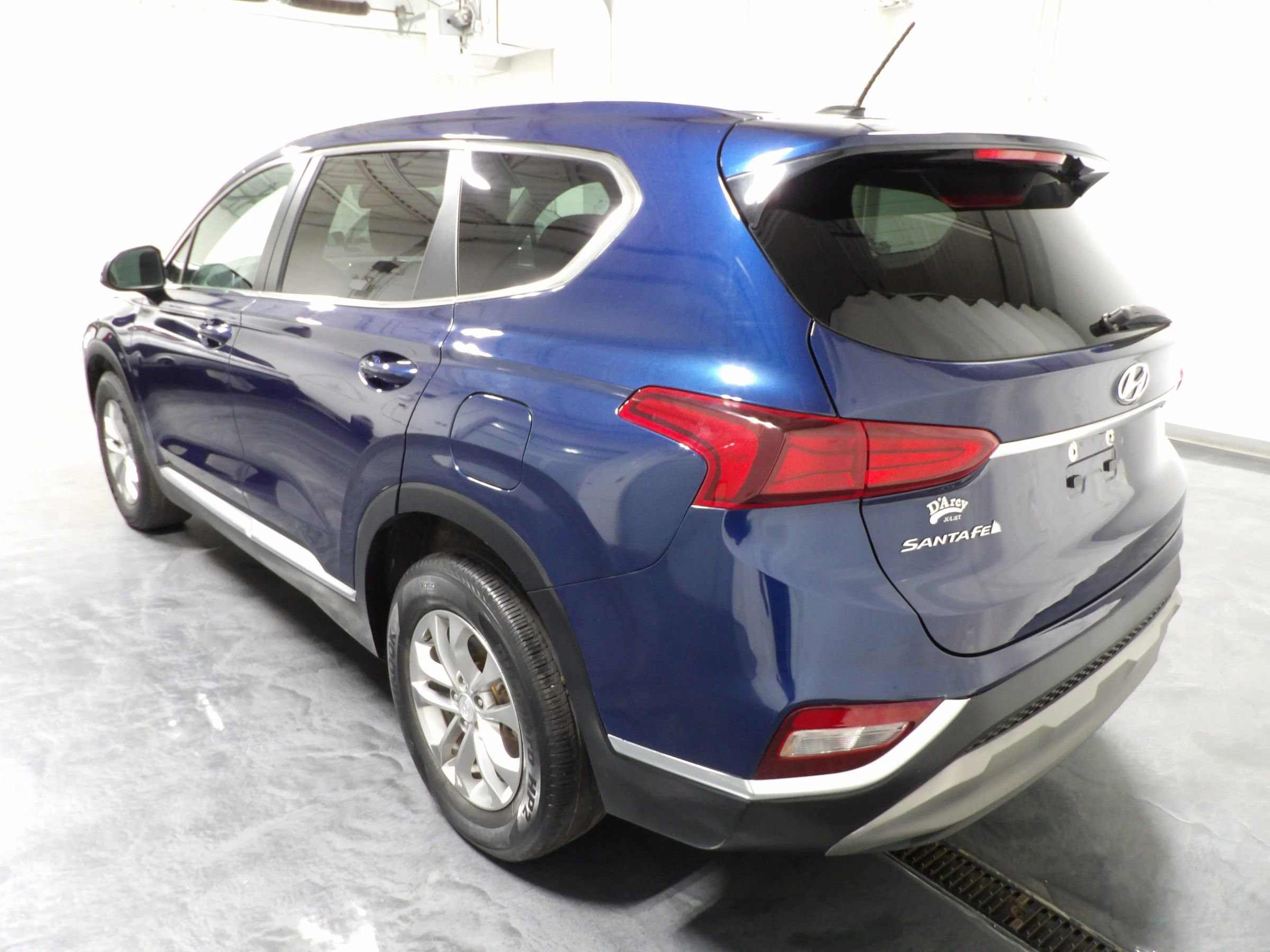 Used 2019 Hyundai Santa Fe SE FWD image 5