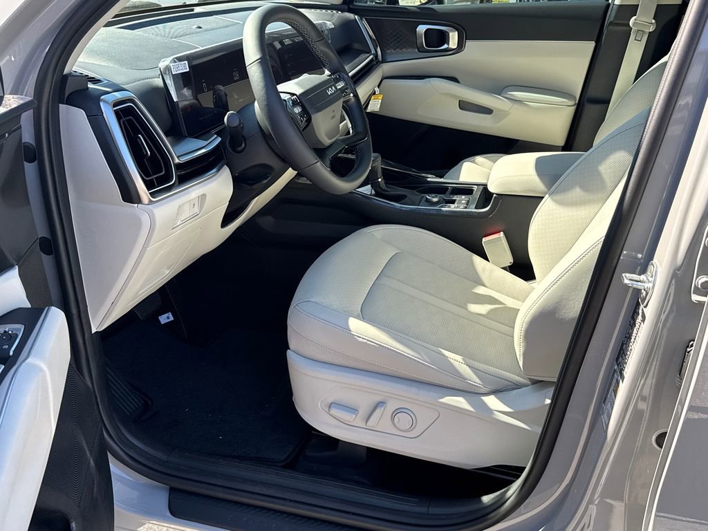 New 2026 Kia Sorento S FWD image 9