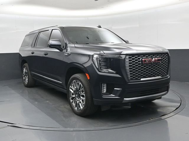 Used 2024 GMC Yukon XL Denali Ultimate AWD/4WD image 1