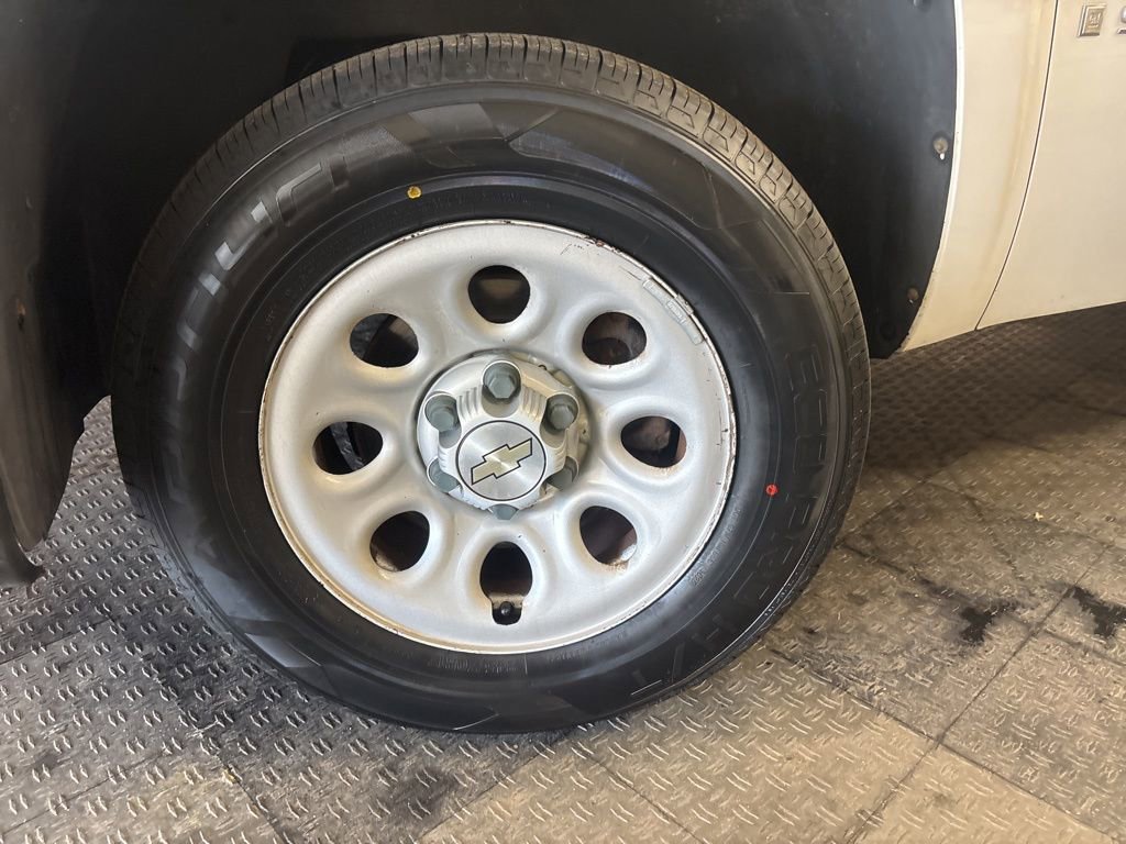 Used 2008 Chevrolet Silverado 1500 W/T image 4