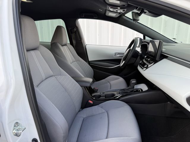 Used 2025 Toyota Corolla SE image 29