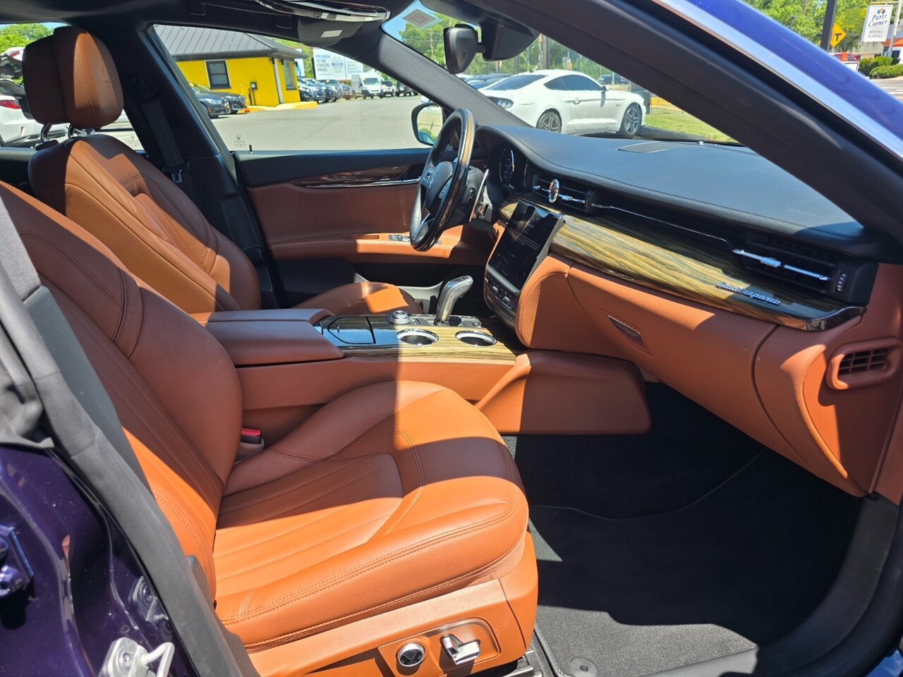 Used 2021 Maserati Quattroporte S Q4 AWD/4WD image 15