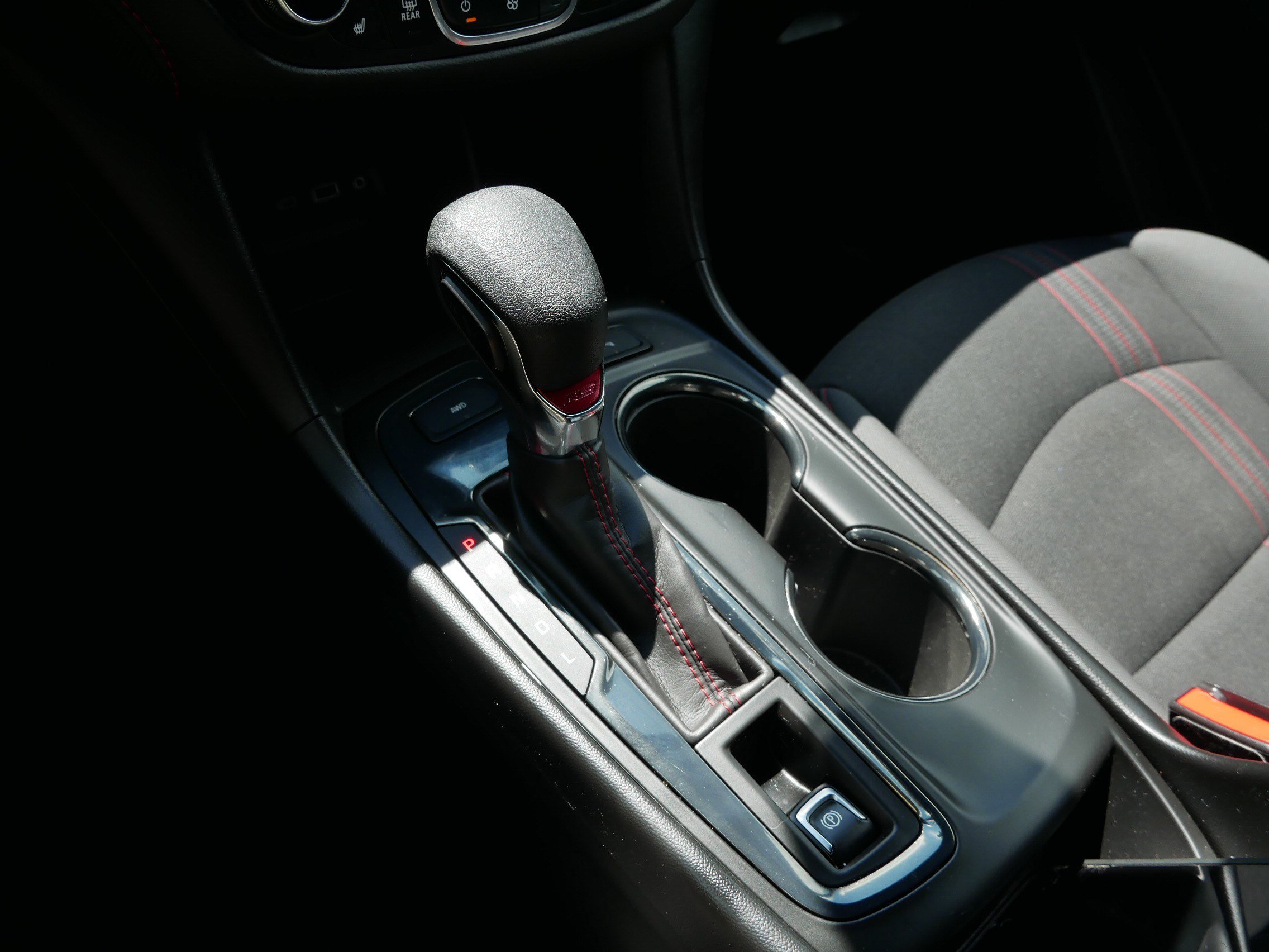 Used 2022 Chevrolet Equinox RS w/ Infotainment Package AWD/4WD image 24