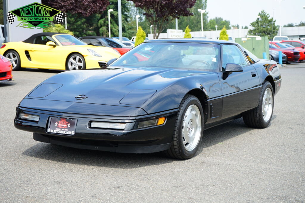 Used 1995 Chevrolet Corvette Coupe image 1