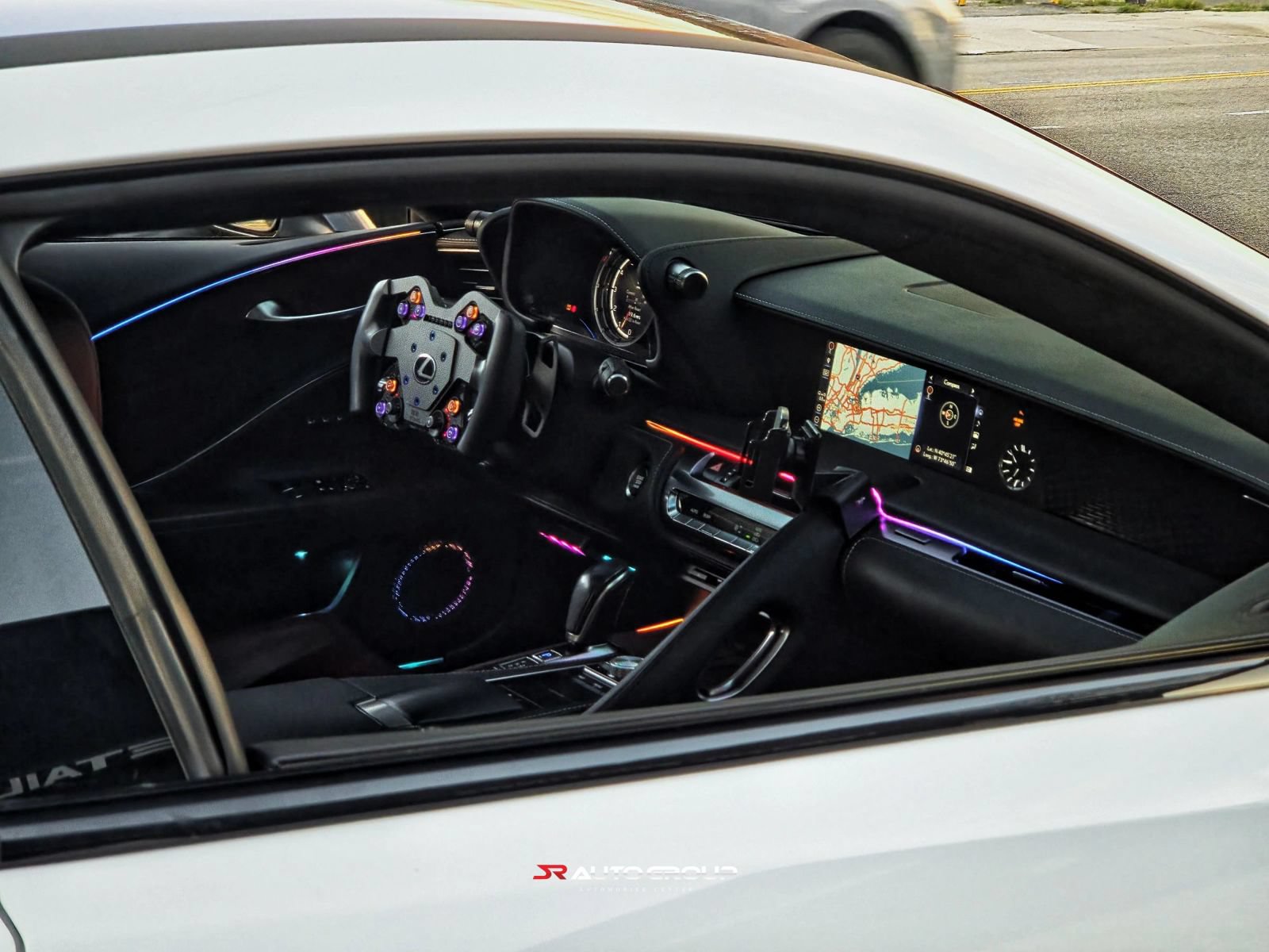 Used 2018 Lexus LC 500 Coupe w/ Touring Package RWD image 27