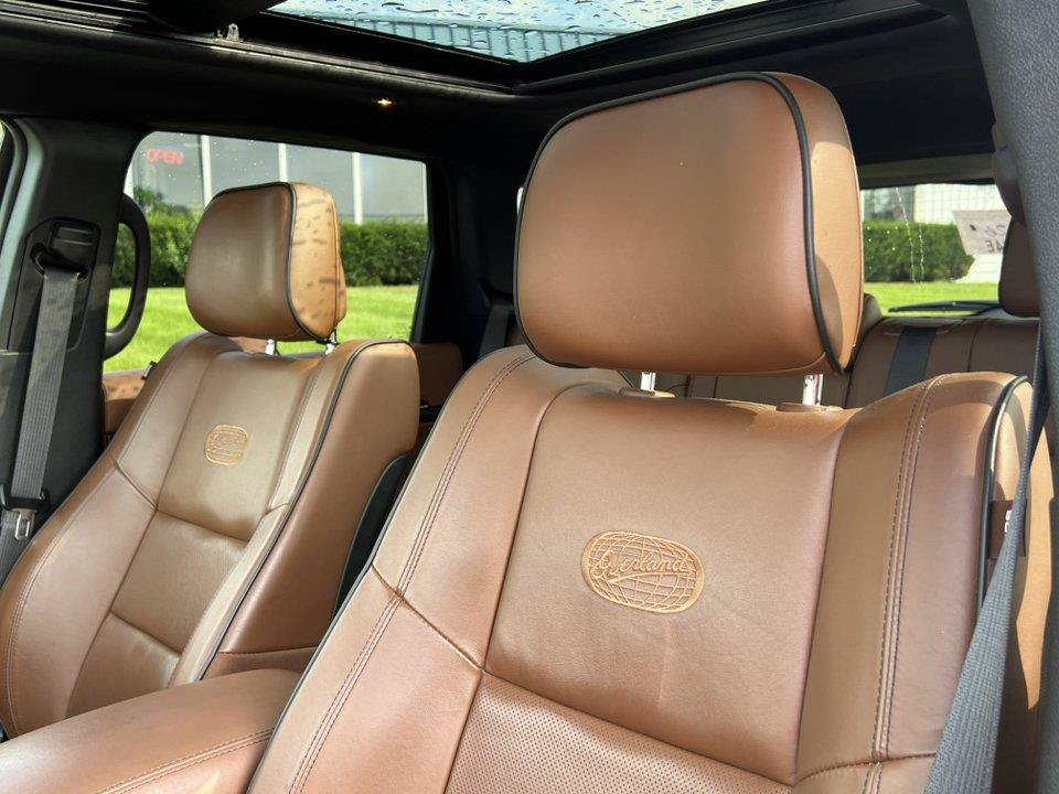 Used 2021 Jeep Grand Cherokee Overland AWD/4WD image 4