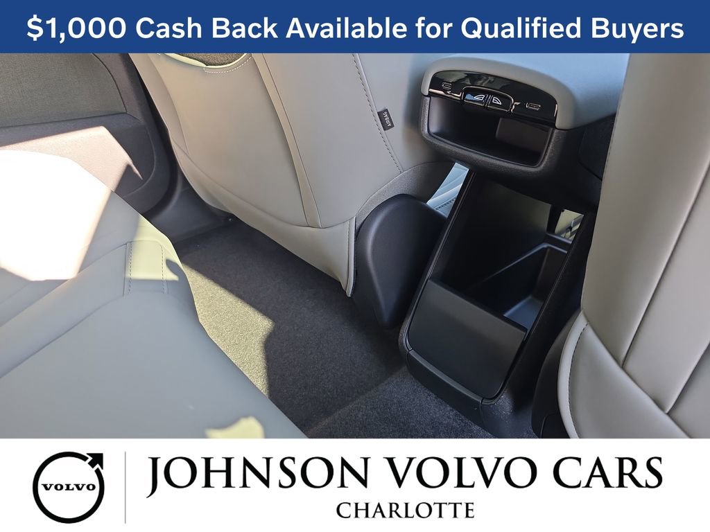 New 2026 Volvo EX30 Ultra w/ Protection Package Premier image 11