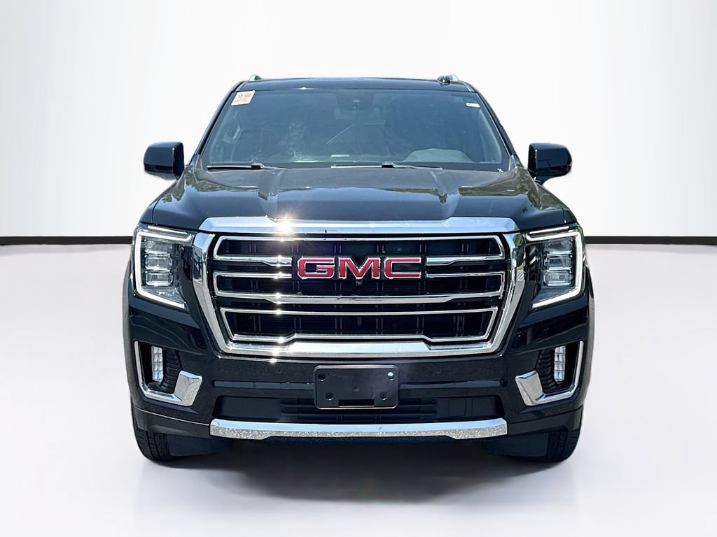 Used 2023 GMC Yukon XL SLT w/ SLT Luxury Package AWD/4WD image 2