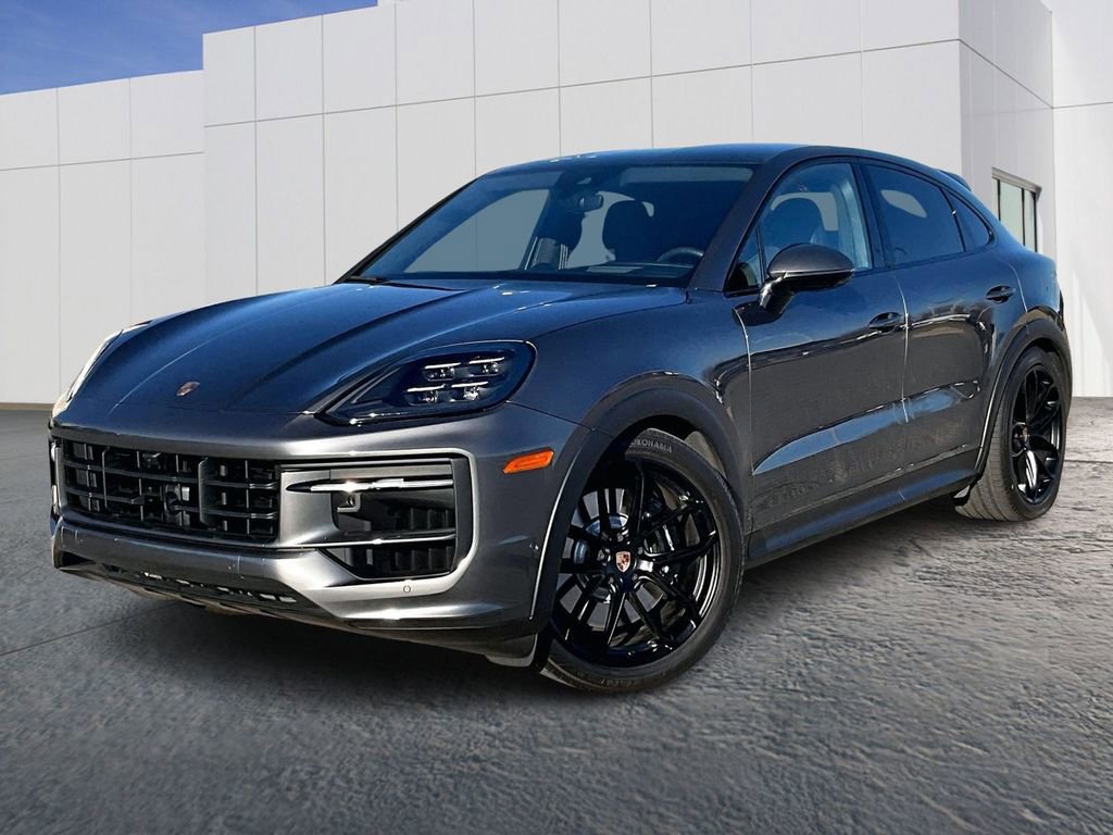 Certified 2025 Porsche Cayenne GTS image 1
