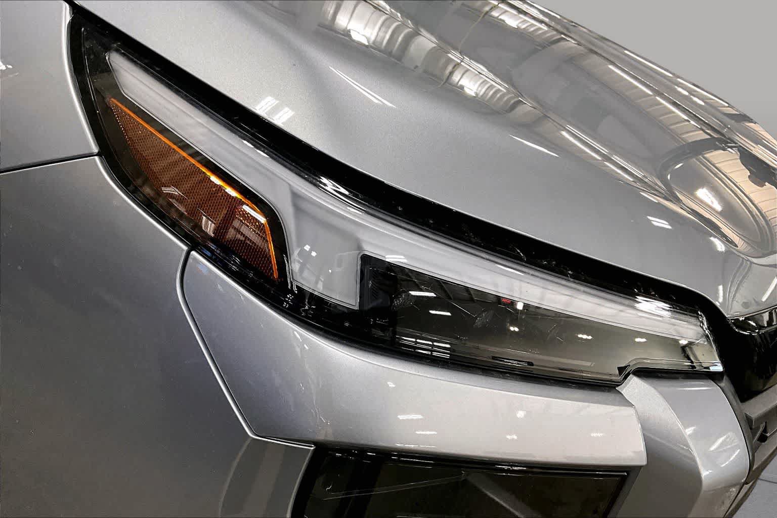 New 2026 Subaru Outback Touring XT AWD/4WD image 13