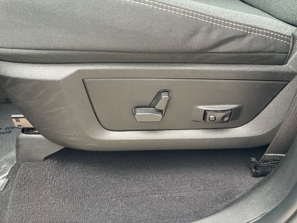 Used 2022 RAM 1500 Classic Warlock w/ Electronics Group image 18