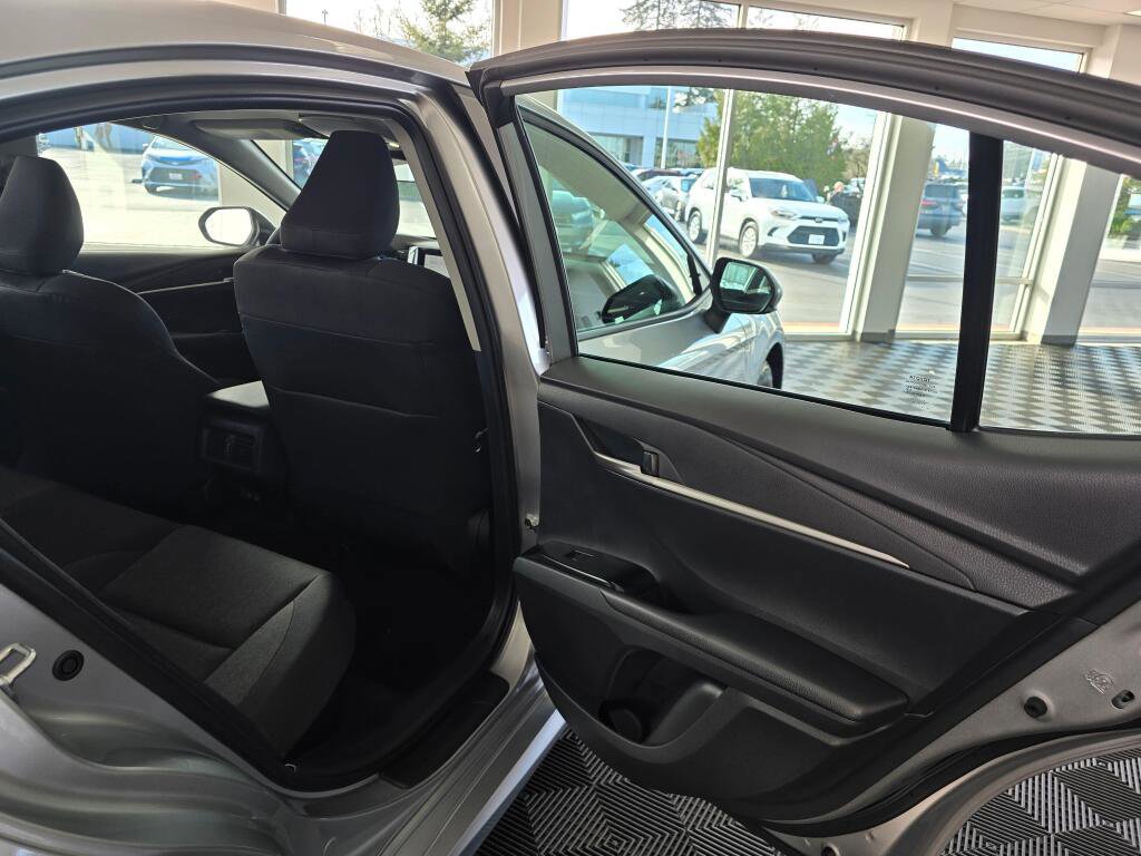 Used 2026 Toyota Camry LE image 39