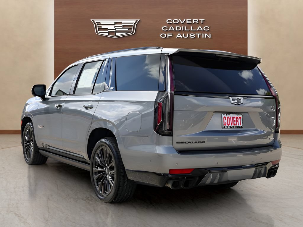 Used 2023 Cadillac Escalade V w/ LPO, ONYX Package AWD/4WD image 3
