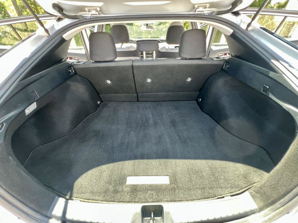Used 2017 Toyota Prius Three w/ Carpet Mat Package FWD image 18