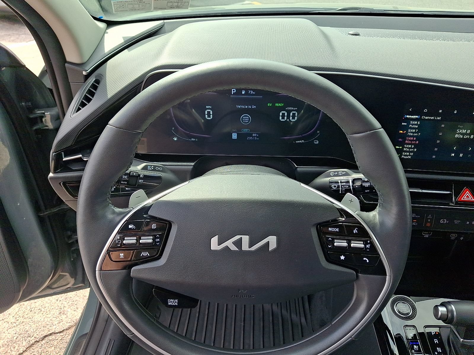 Used 2023 Kia Niro SX Touring FWD image 20