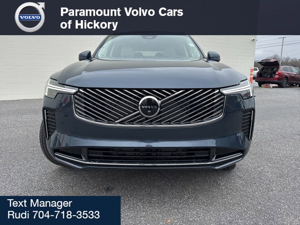 New 2026 Volvo XC90 B6 Ultra w/ Protection Package image 2